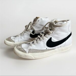 Nike Blazer Mid '77 Vintage White/Black Shoes Sneaker CZ1055-100 Women’s Size 10